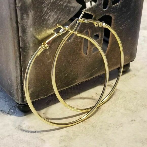 Sleek Gold Tone Large Hoop Earrings 50mm 2" Leverback Dangle Minimalist Classic - Picture 5 of 6